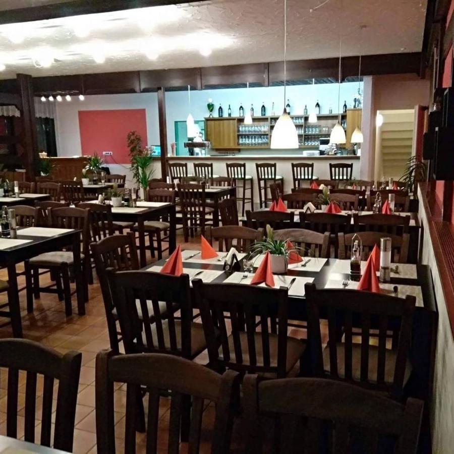 Auberge de jeunesse Restaurant El Greco à Gundelfingen an der Donau Extérieur photo